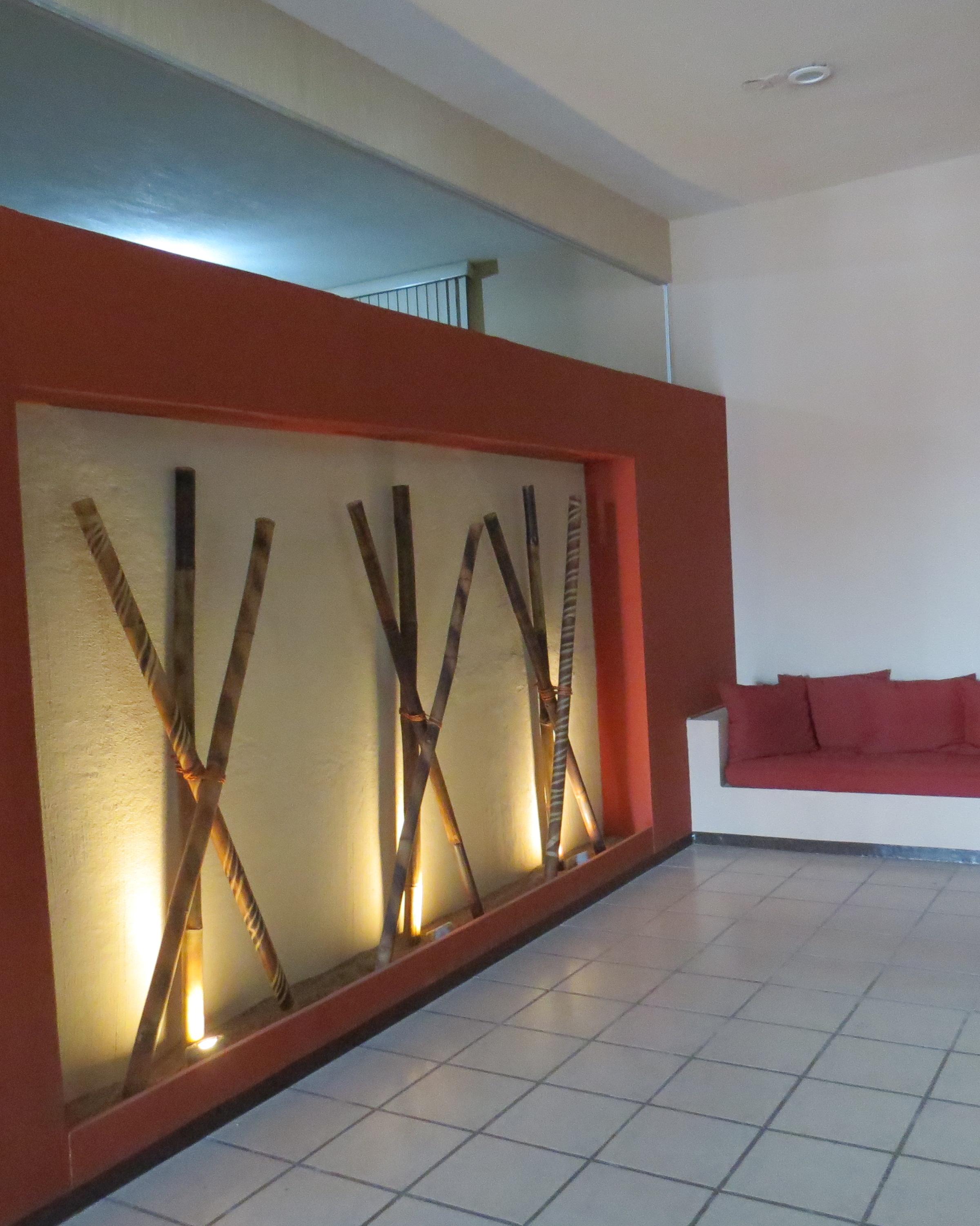 image-housing-carousel