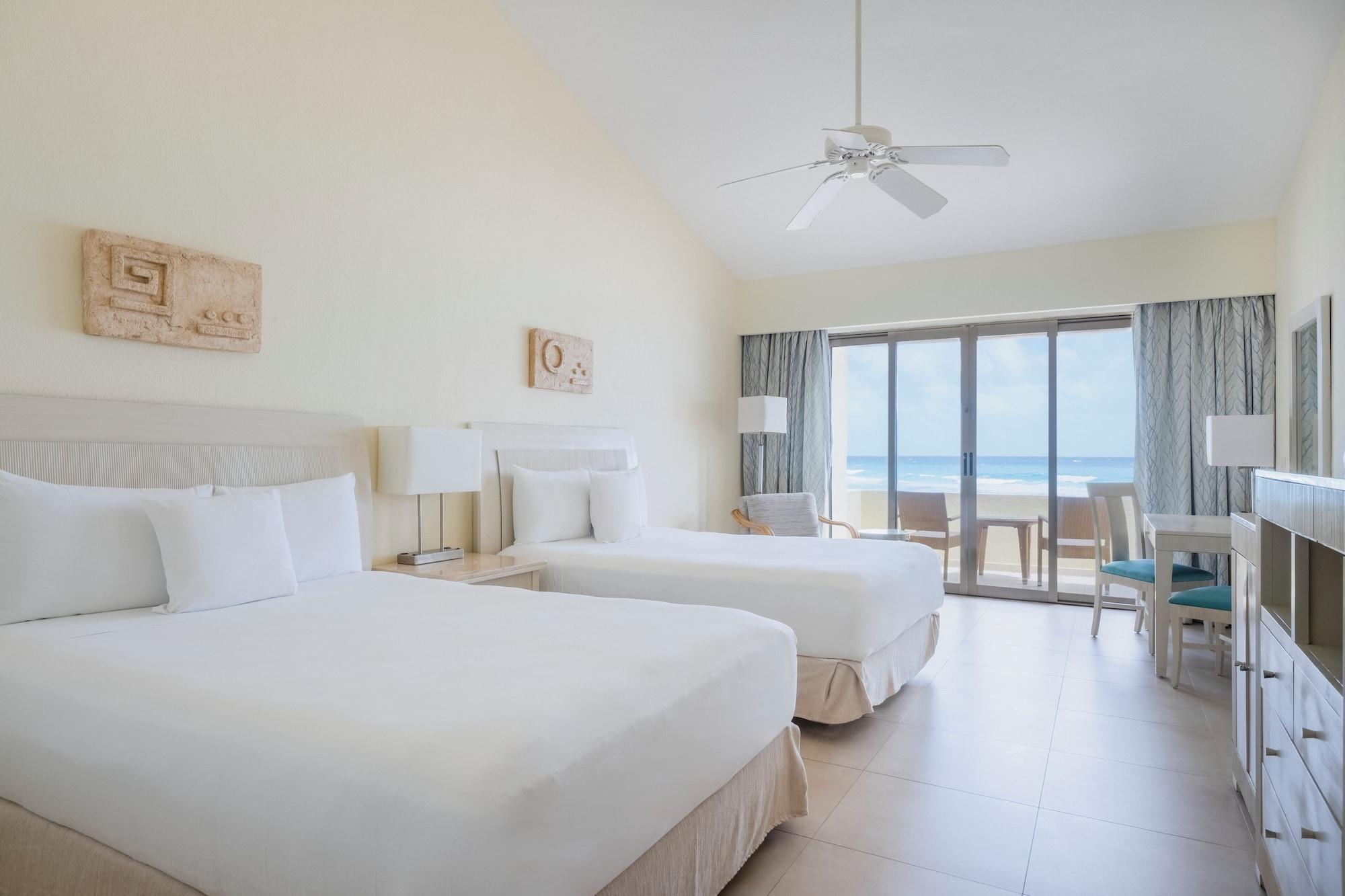 Villa, frente al océano