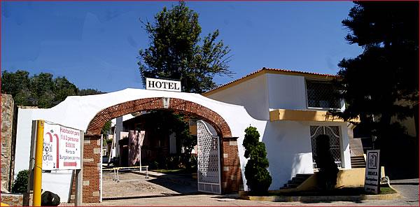 image-housing-carousel