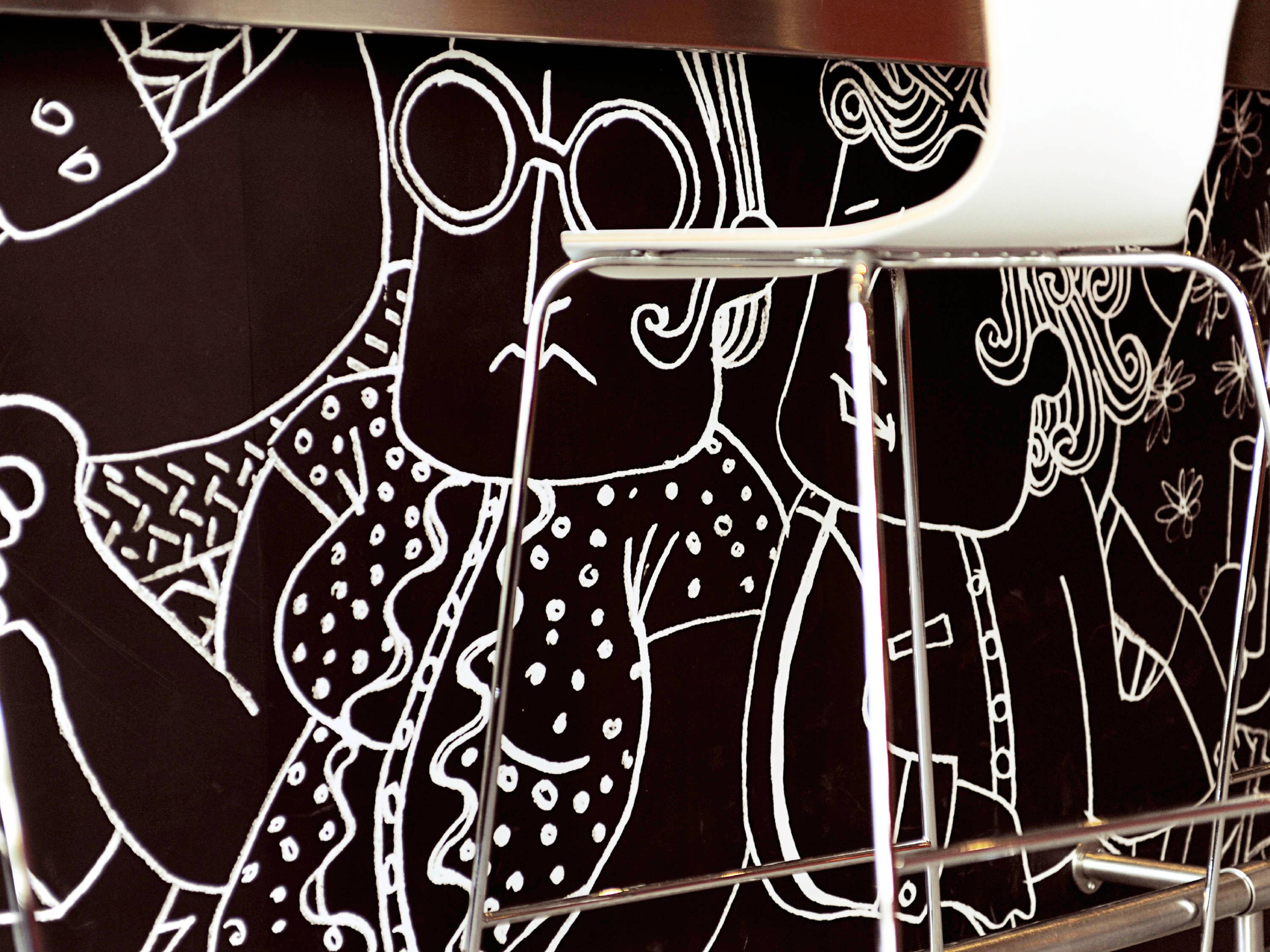 image-housing-carousel