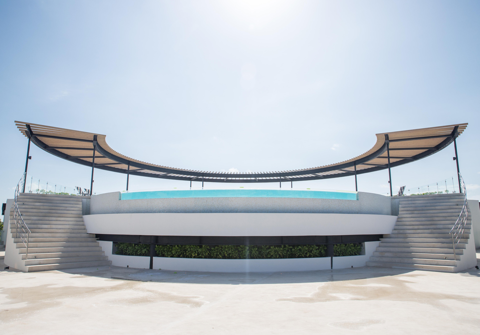 image-housing-carousel