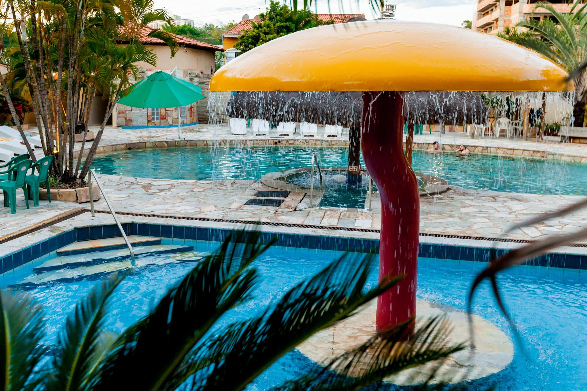 image-housing-carousel