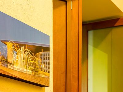 image-housing-carousel