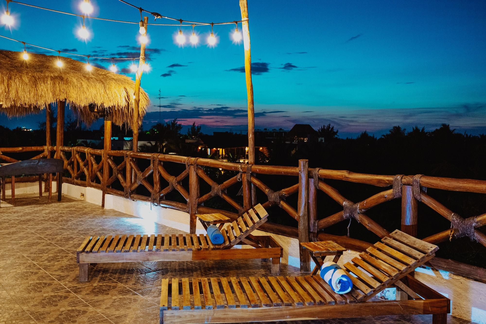 image-housing-carousel