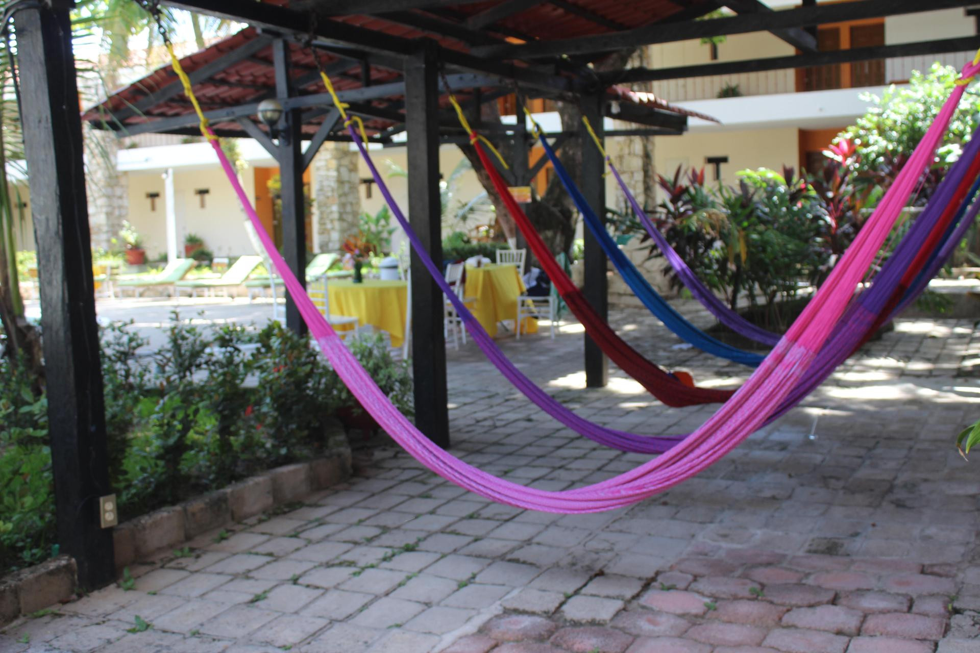 image-housing-carousel