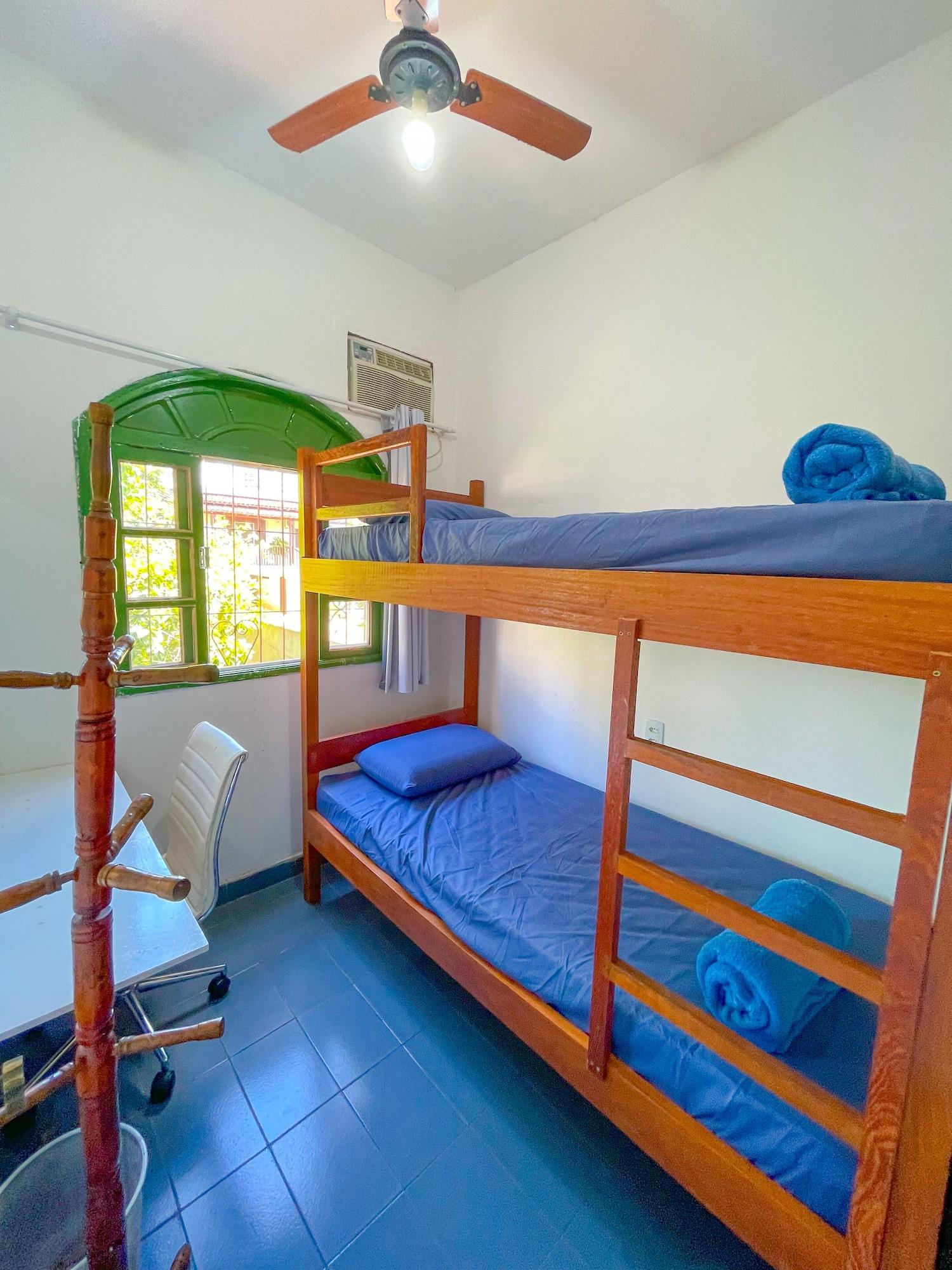 image-housing-carousel