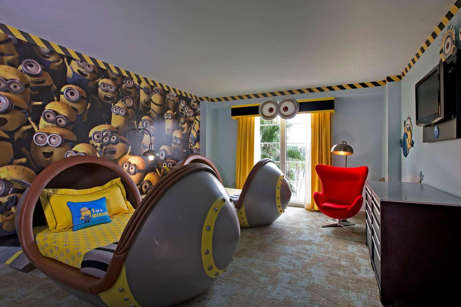 image-housing-carousel