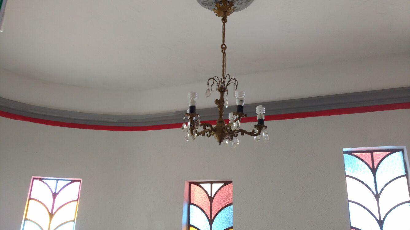image-housing-carousel