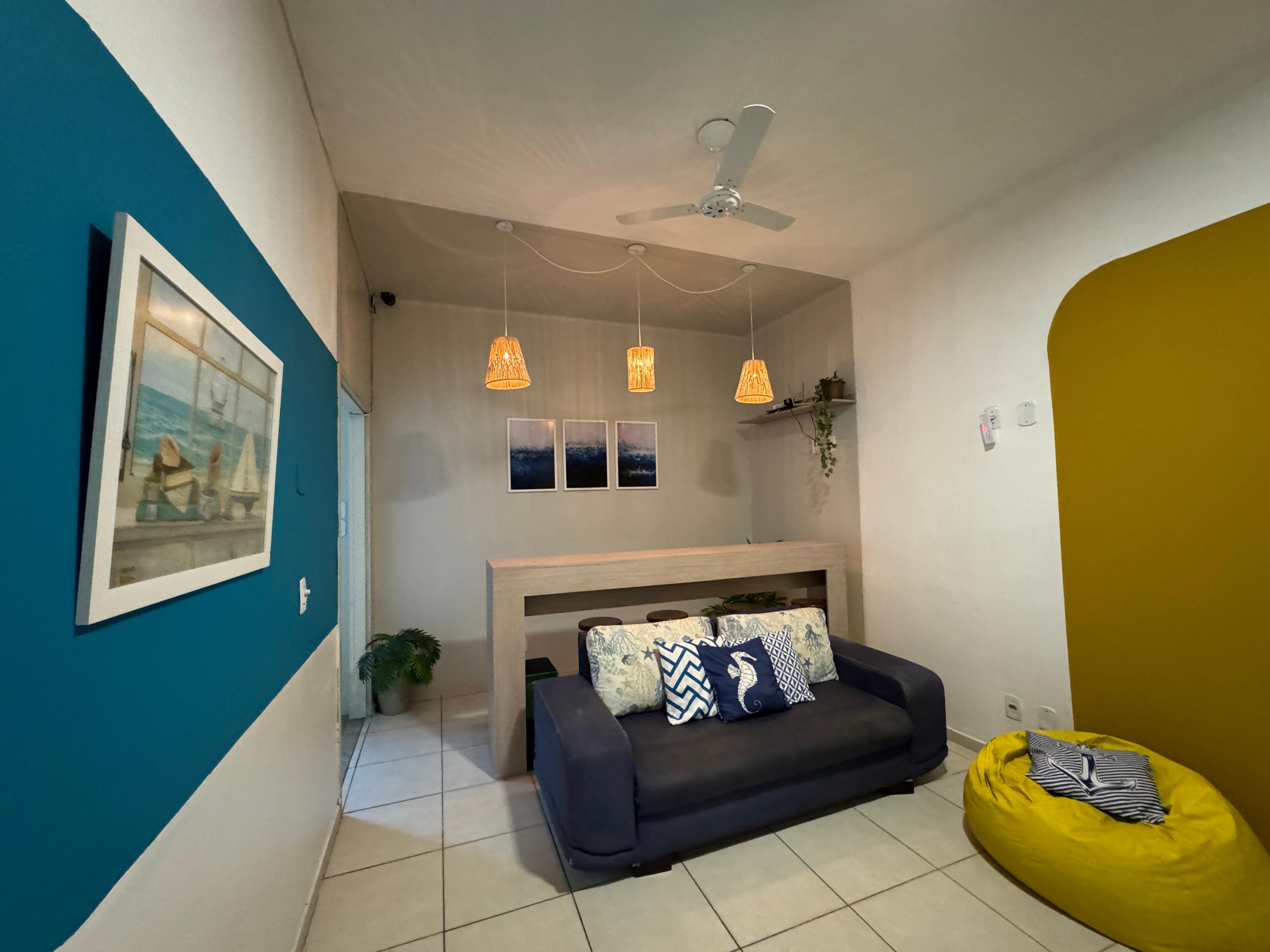 image-housing-carousel