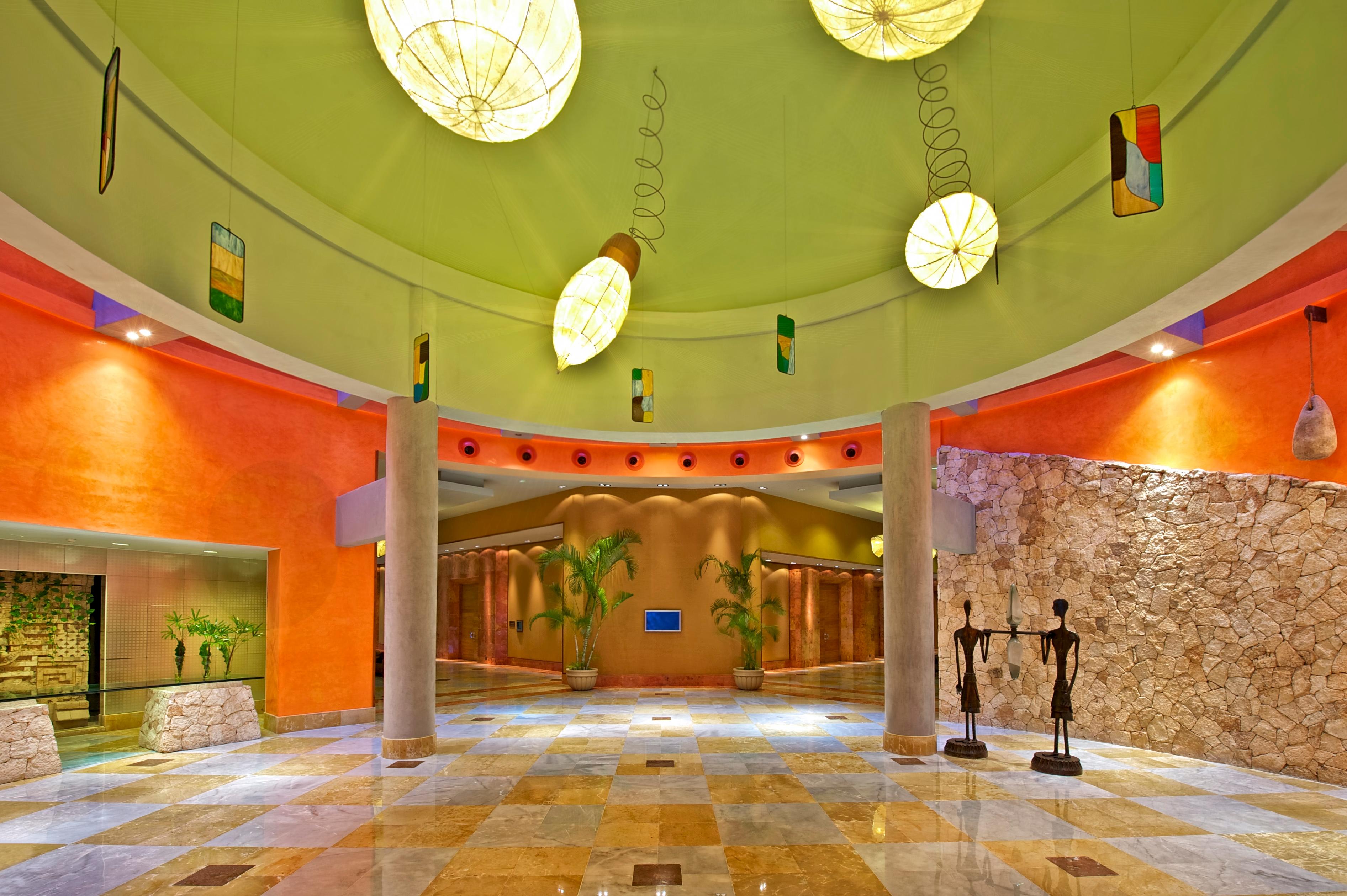 image-housing-carousel