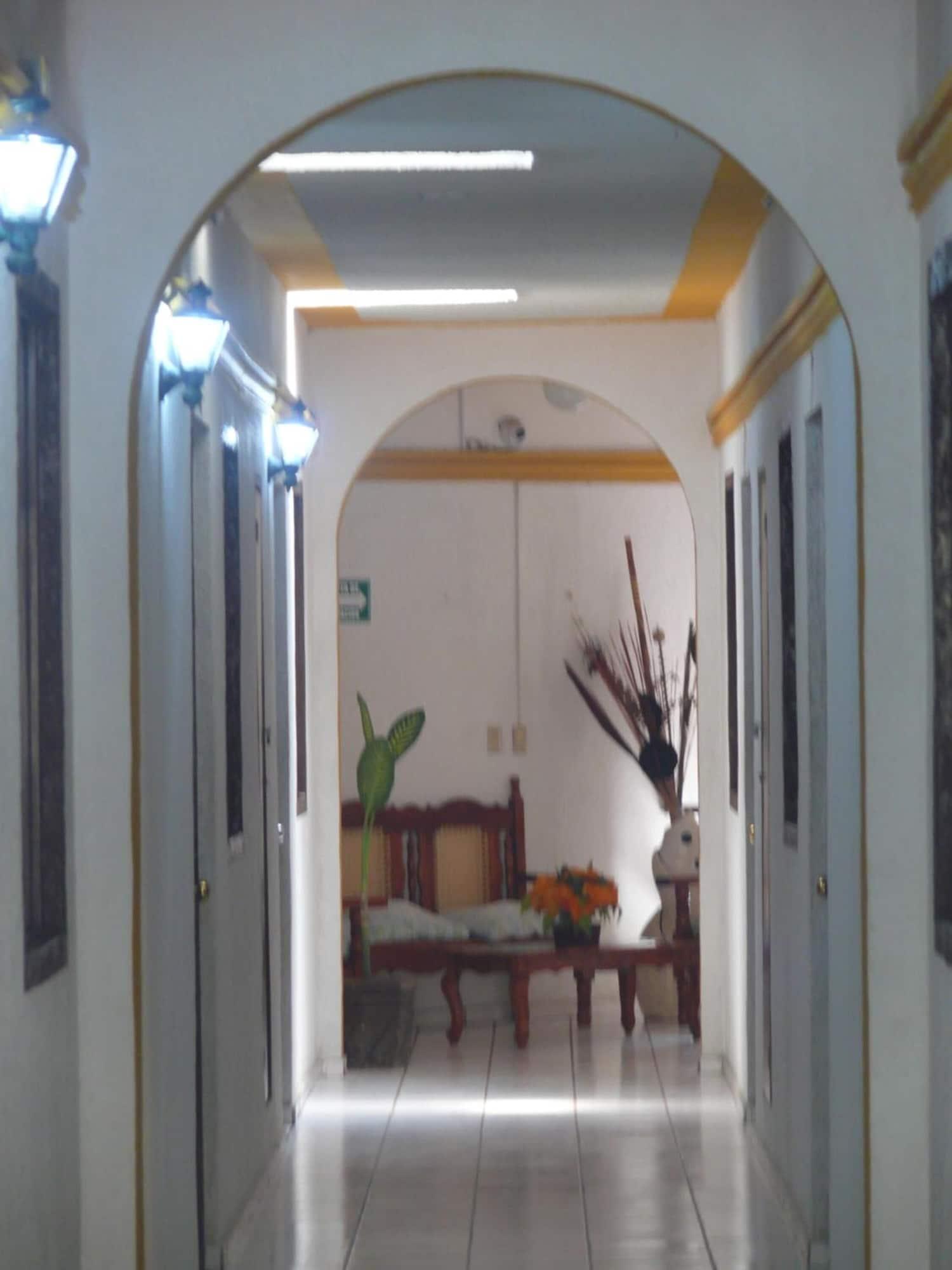 image-housing-carousel