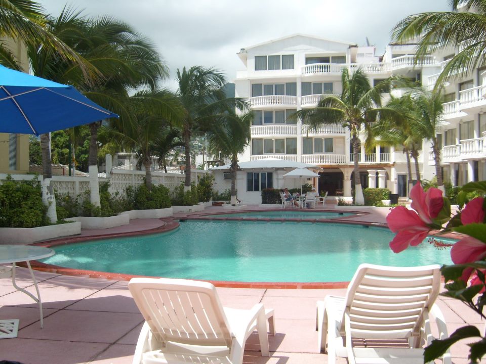 Maralisa Hotel And Beach Club image