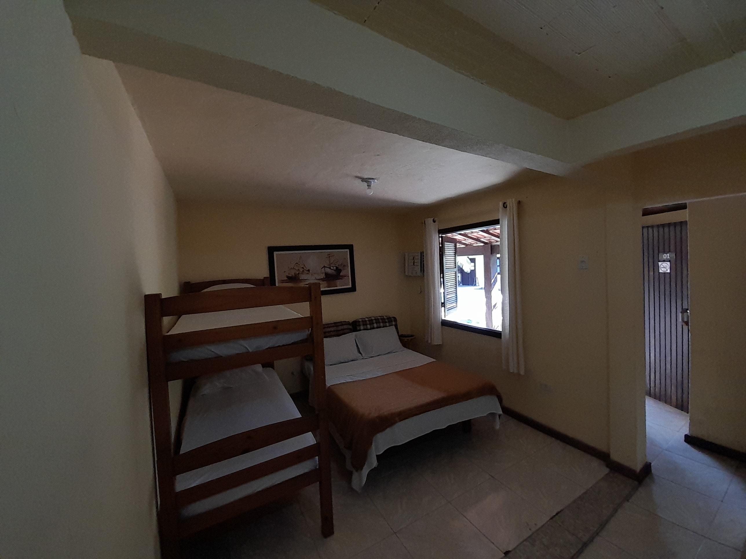 image-housing-carousel