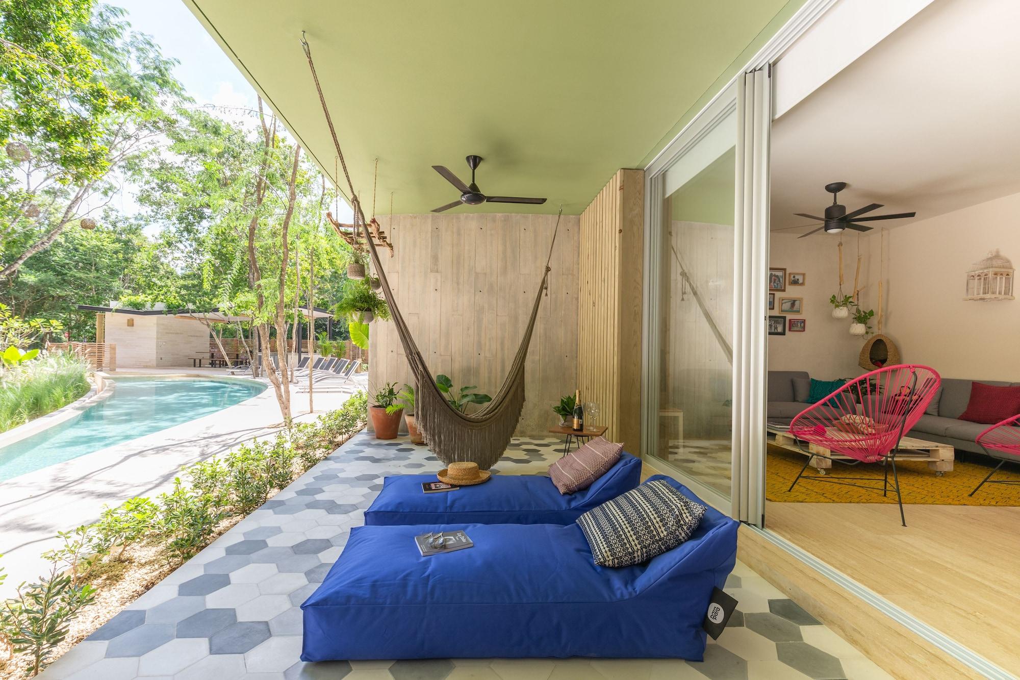 image-housing-carousel