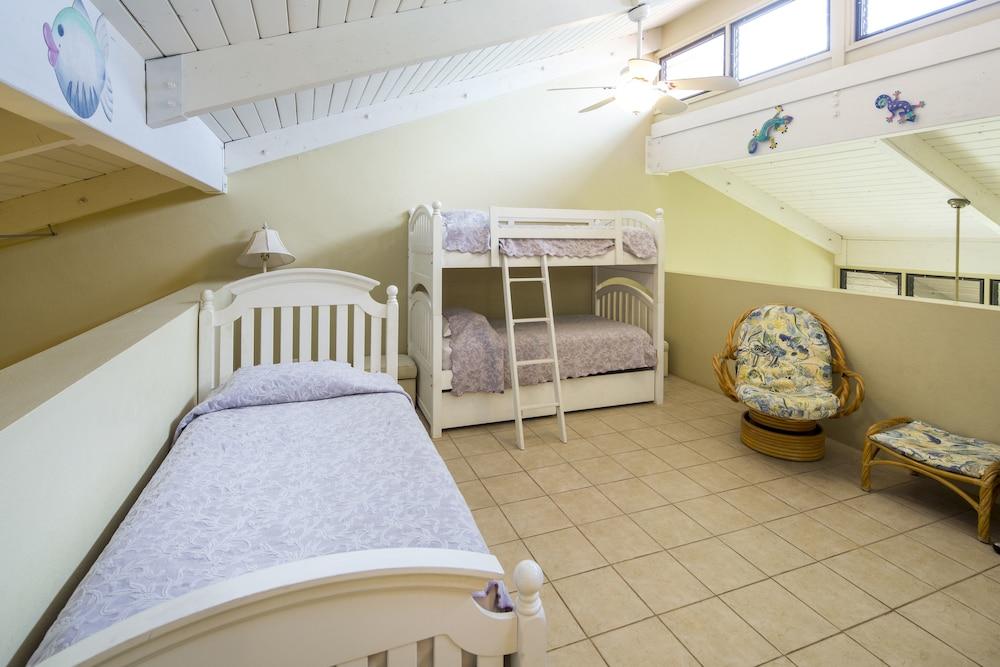 image-housing-carousel