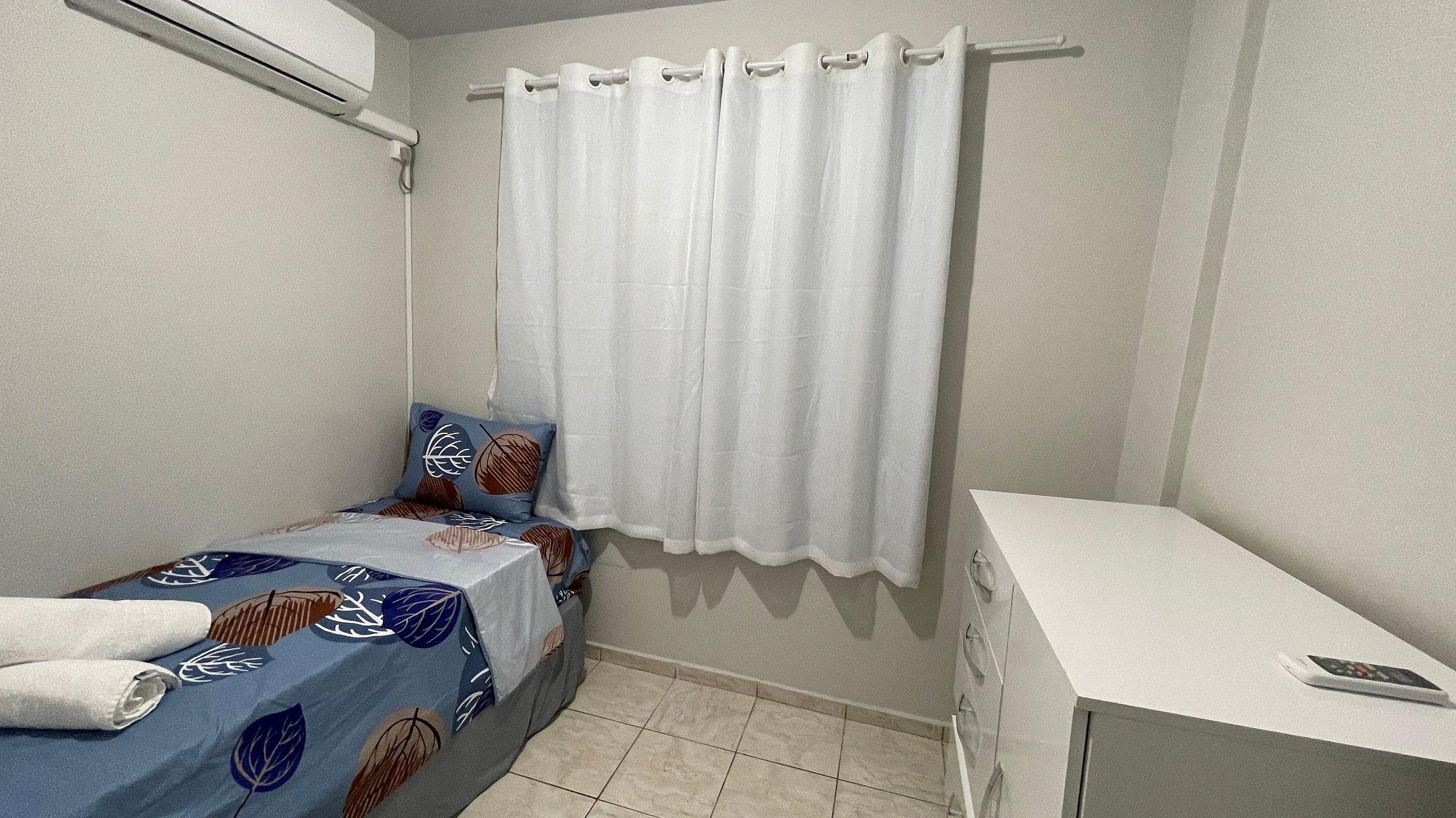 image-housing-carousel