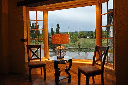 image-housing-carousel