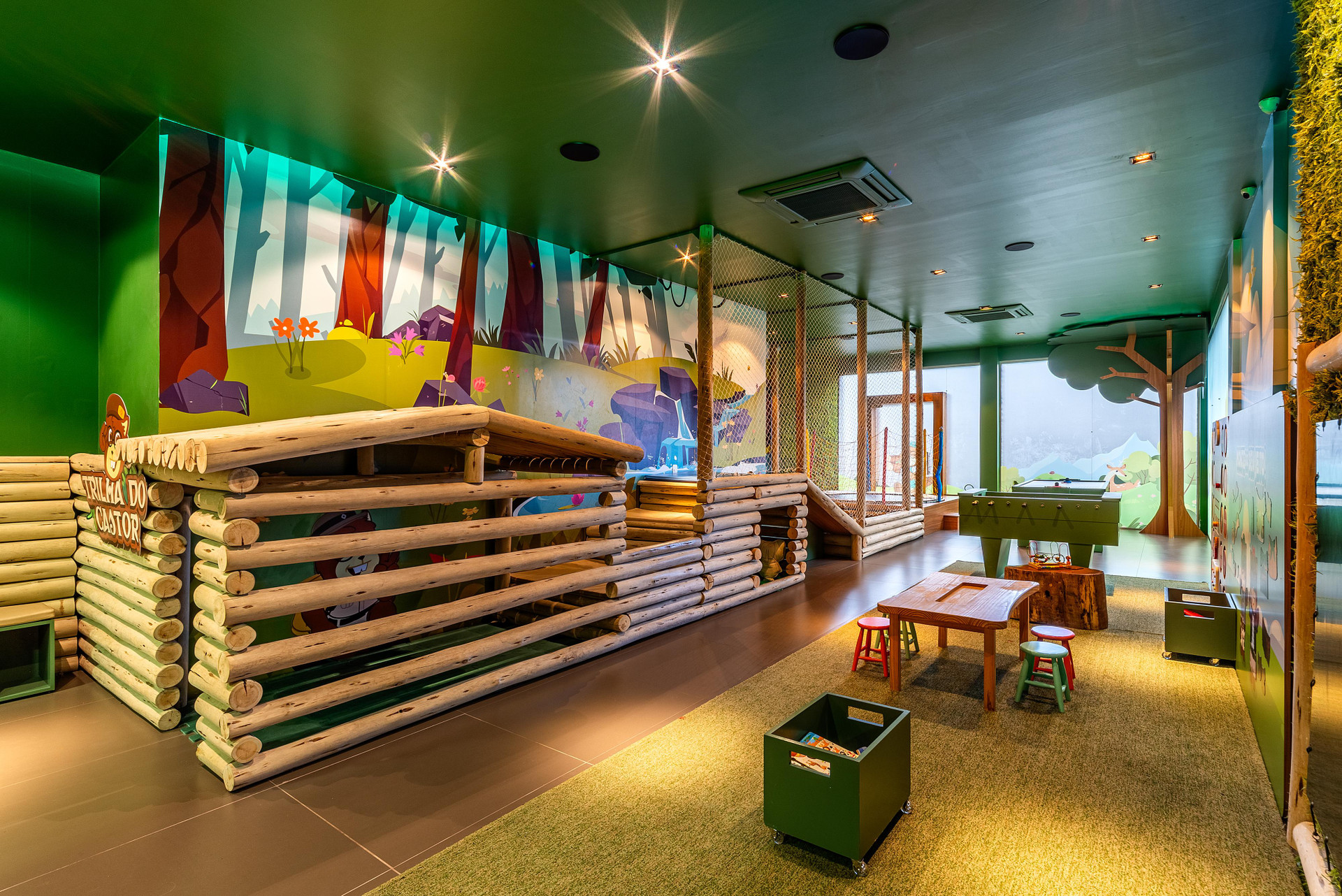 image-housing-carousel
