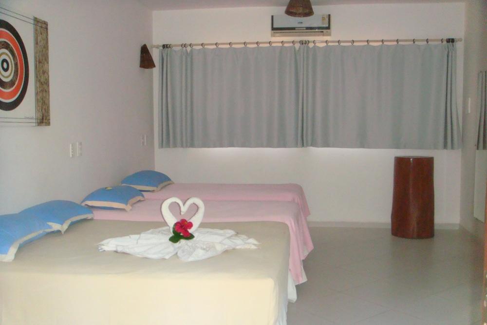 image-housing-carousel