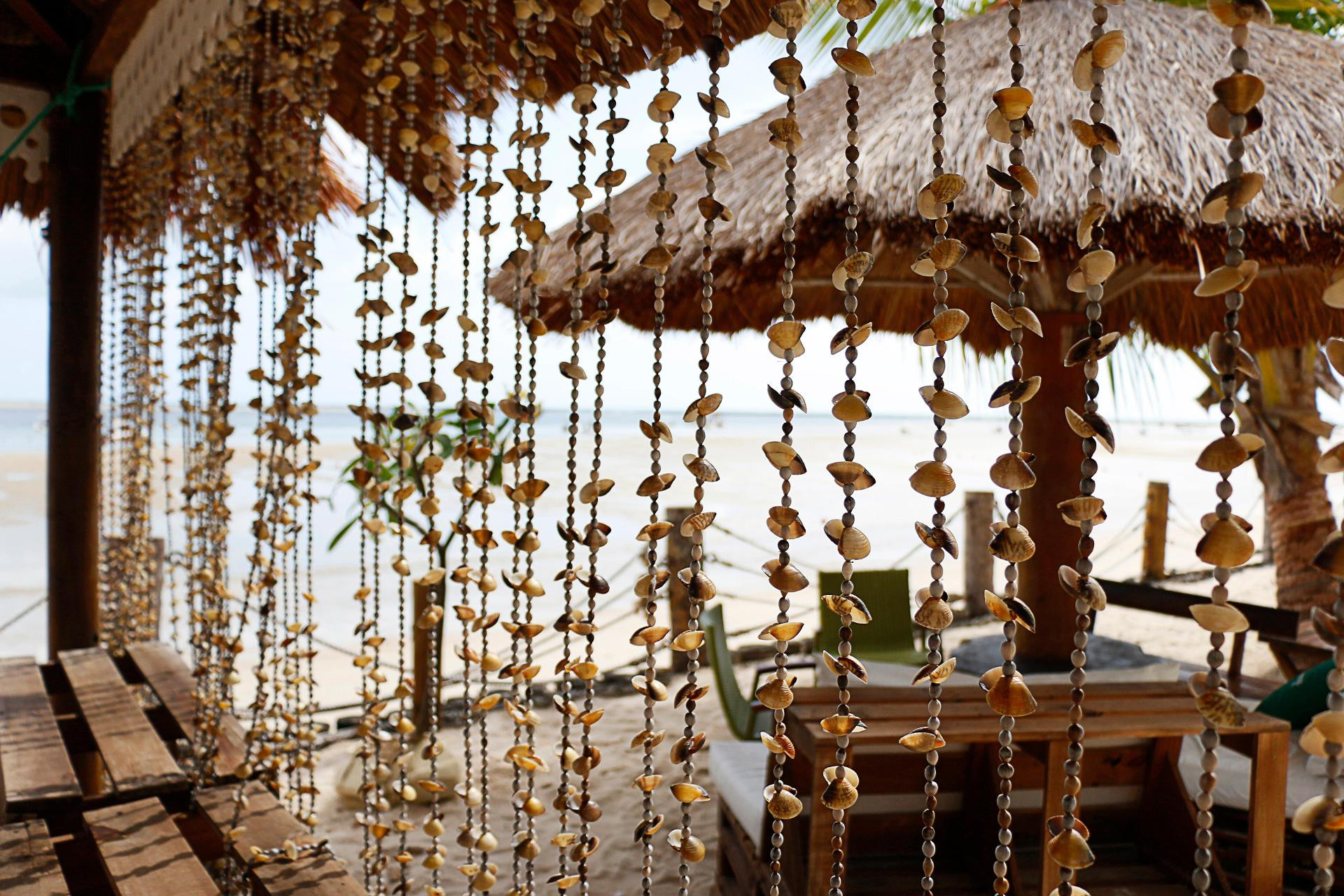 image-housing-carousel