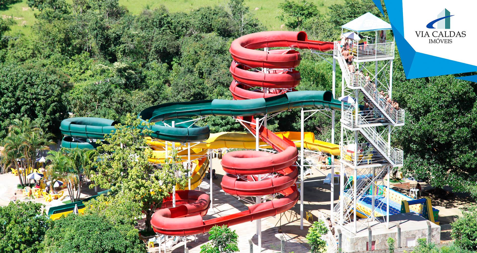 image-housing-carousel
