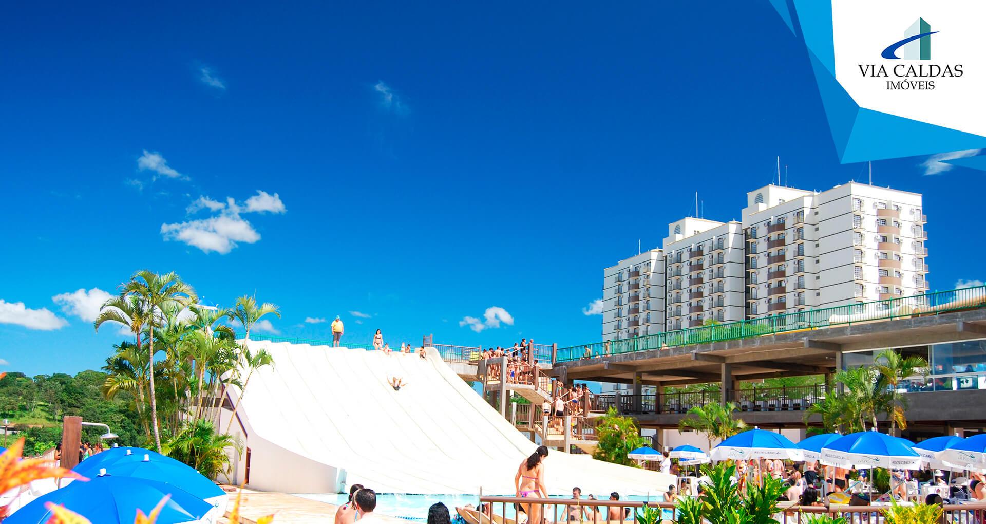 image-housing-carousel