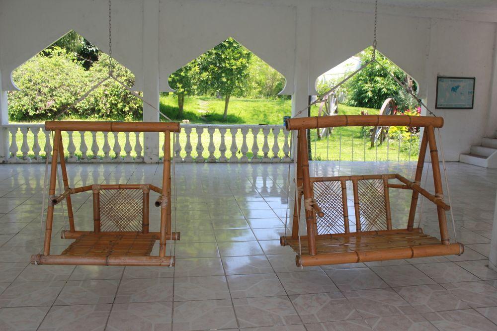 image-housing-carousel