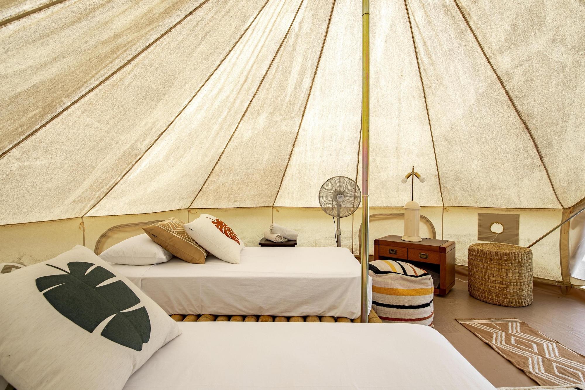 image-housing-carousel