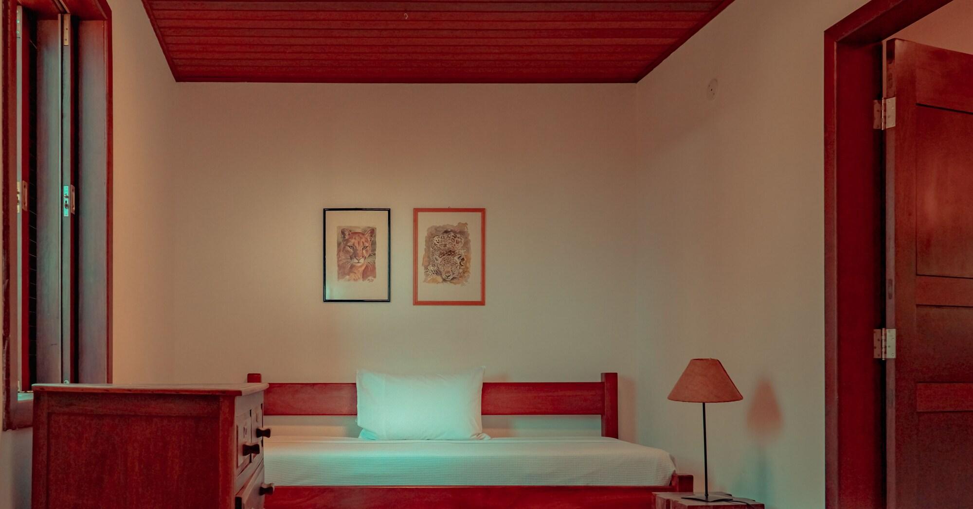 image-housing-carousel