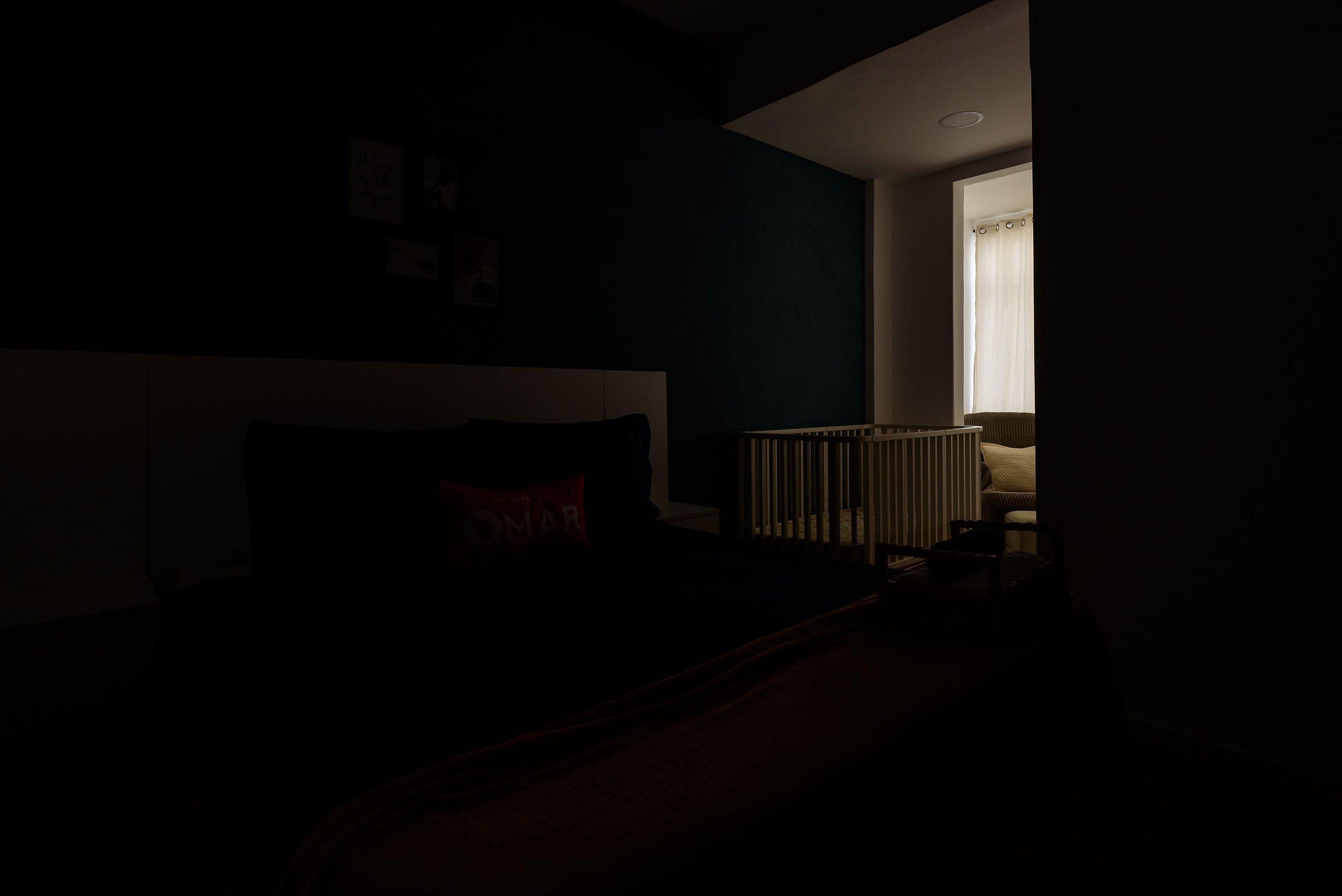 image-housing-carousel