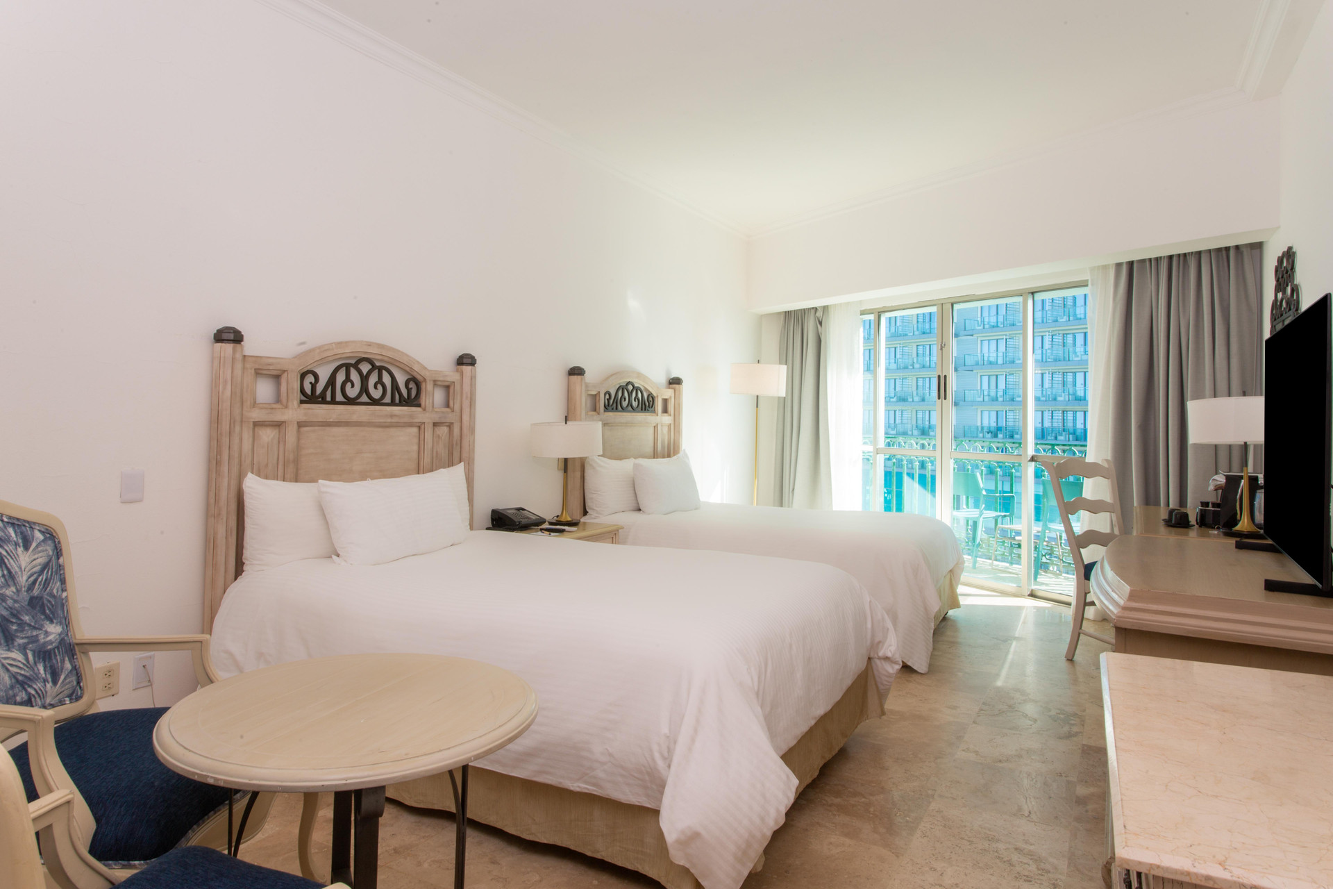 Deluxe Balcony Room 2 adults