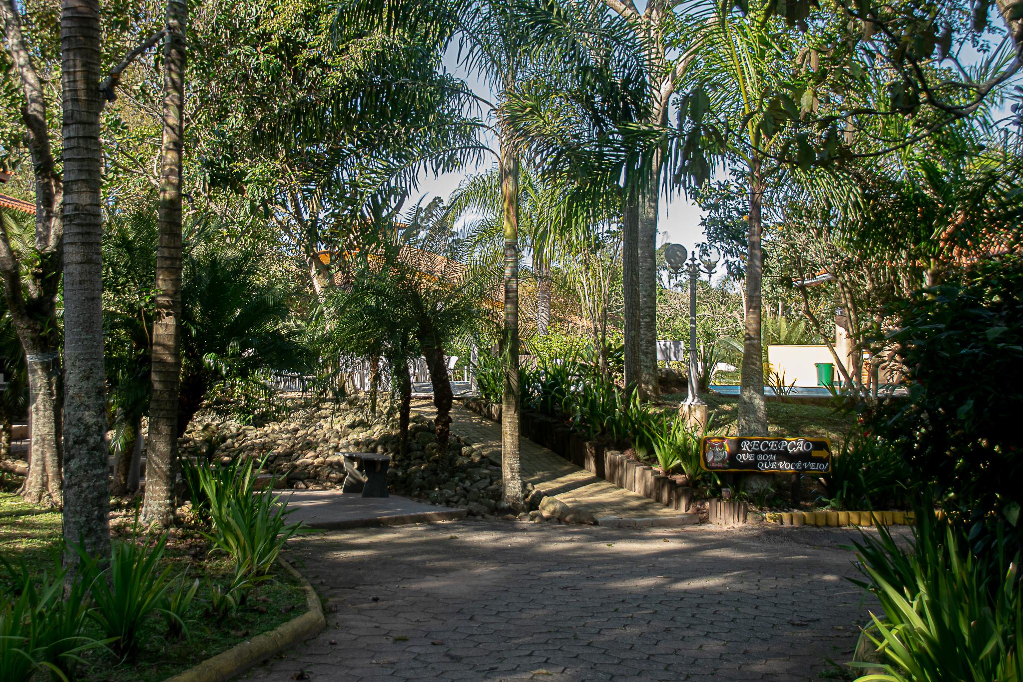 image-housing-carousel