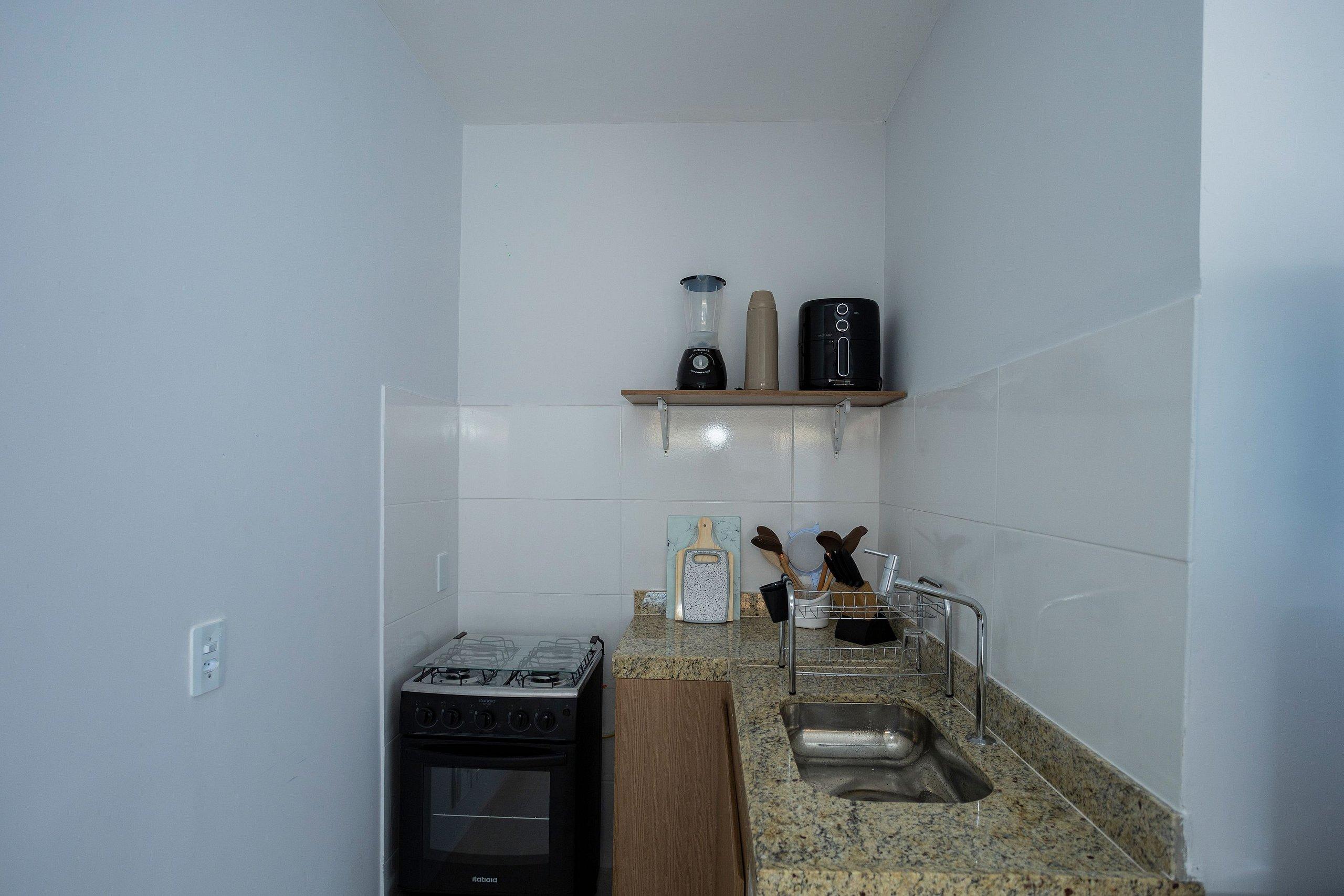 image-housing-carousel