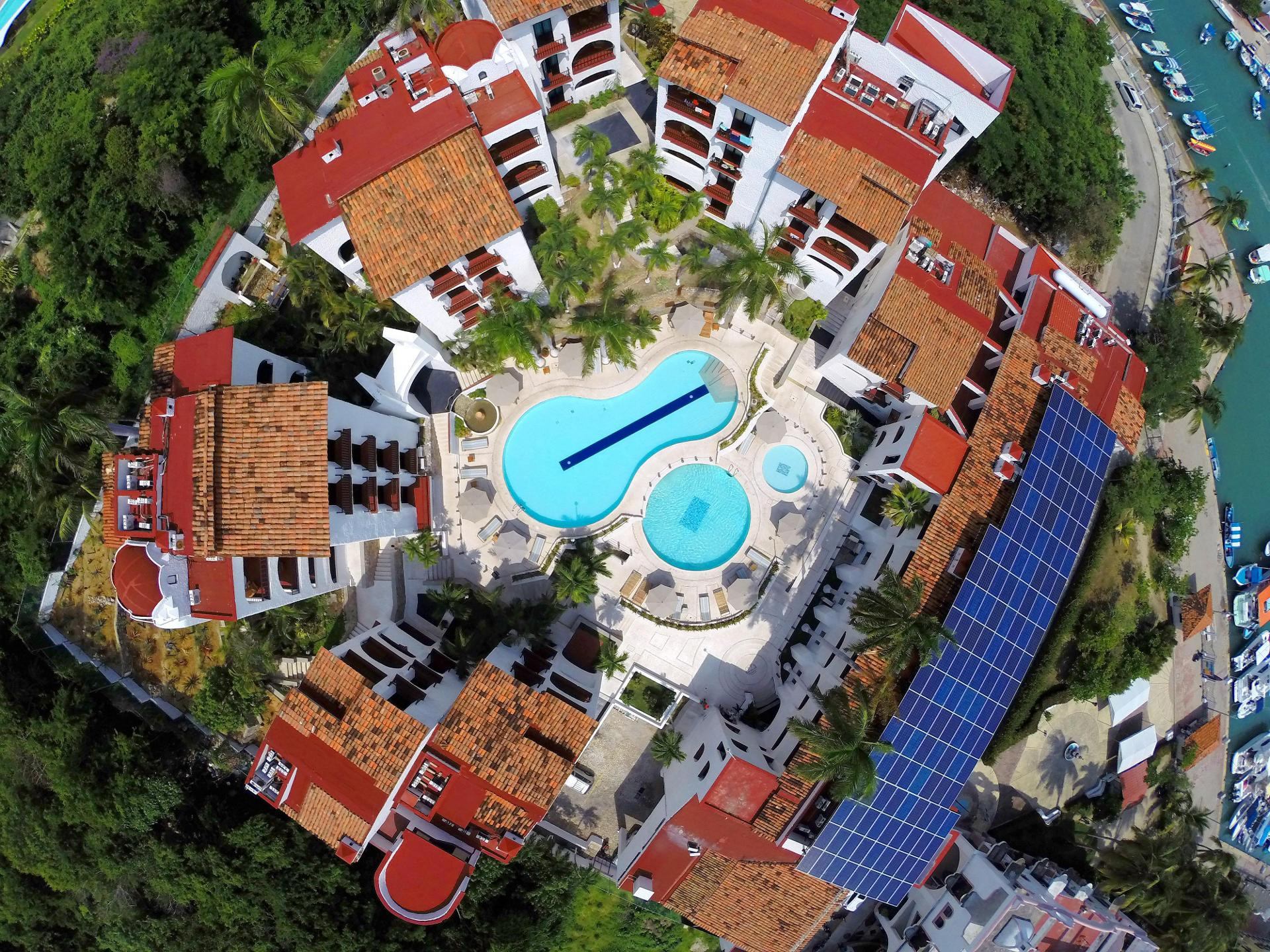 Hotel Marina Resort & Beach Club