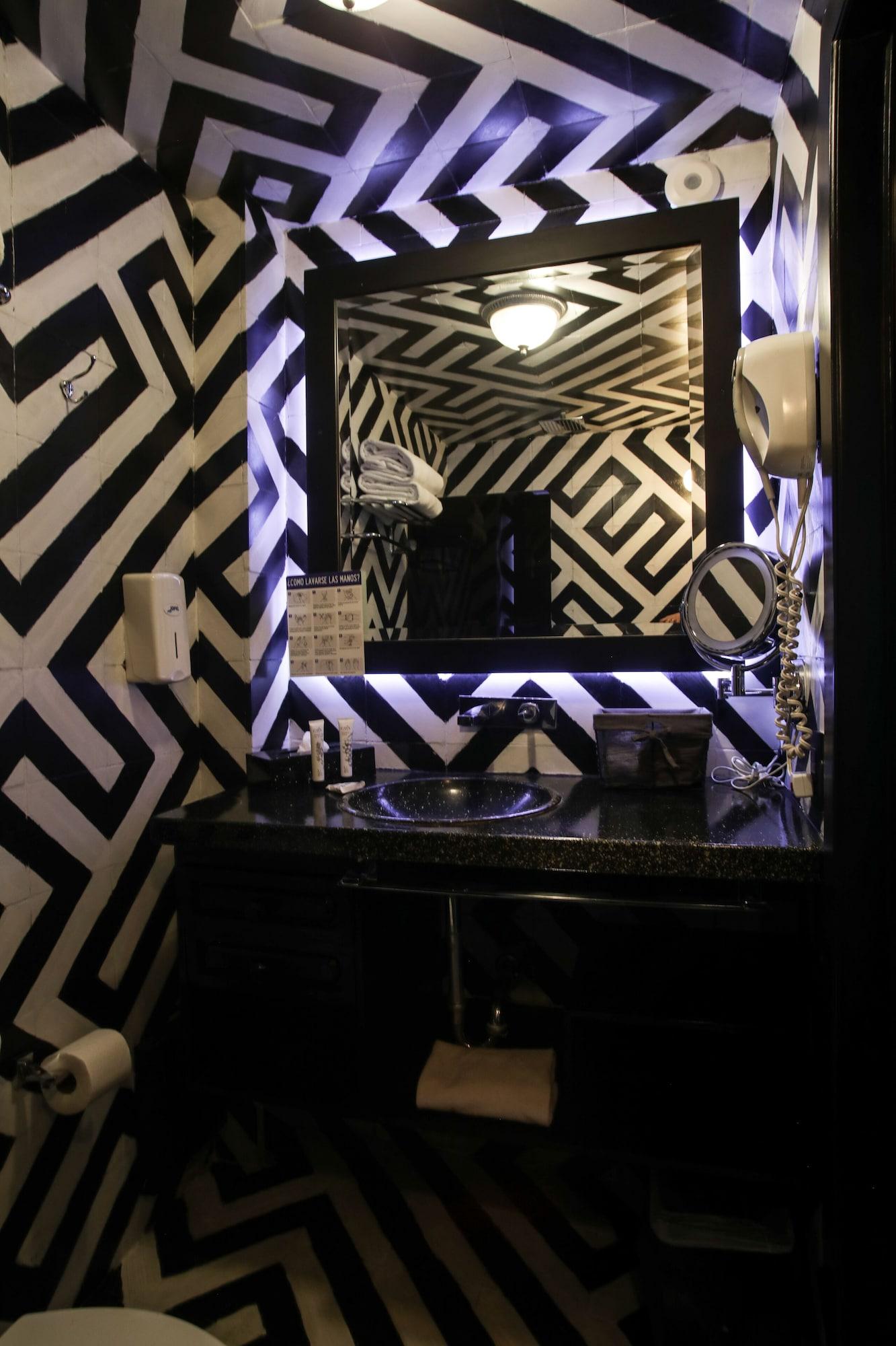 image-housing-carousel