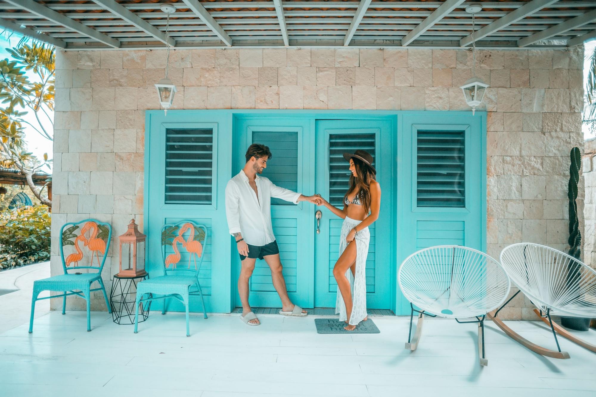 image-housing-carousel