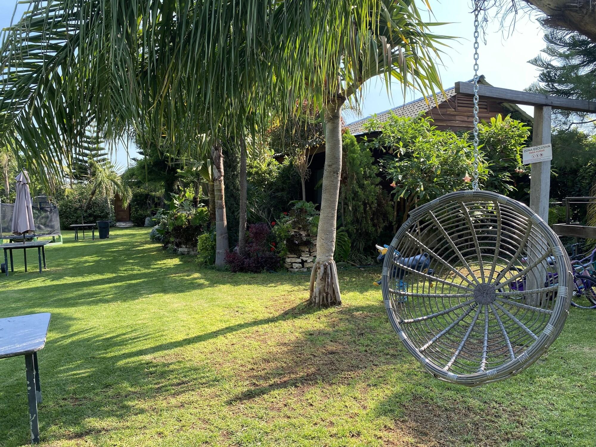 image-housing-carousel