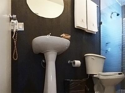 image-housing-carousel