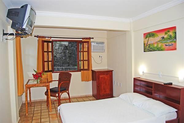 image-housing-carousel