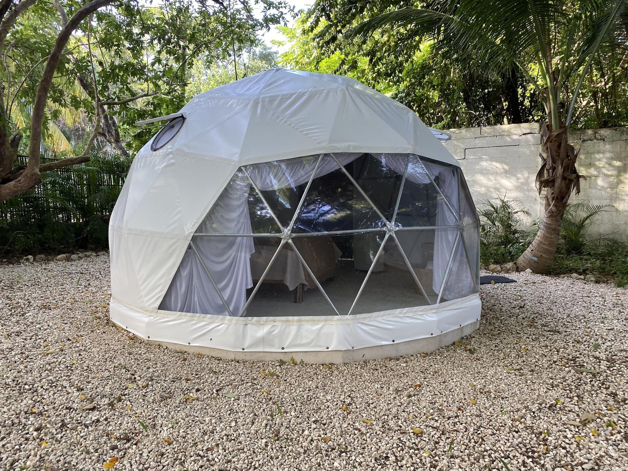 image-housing-carousel