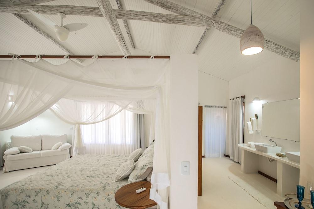 image-housing-carousel