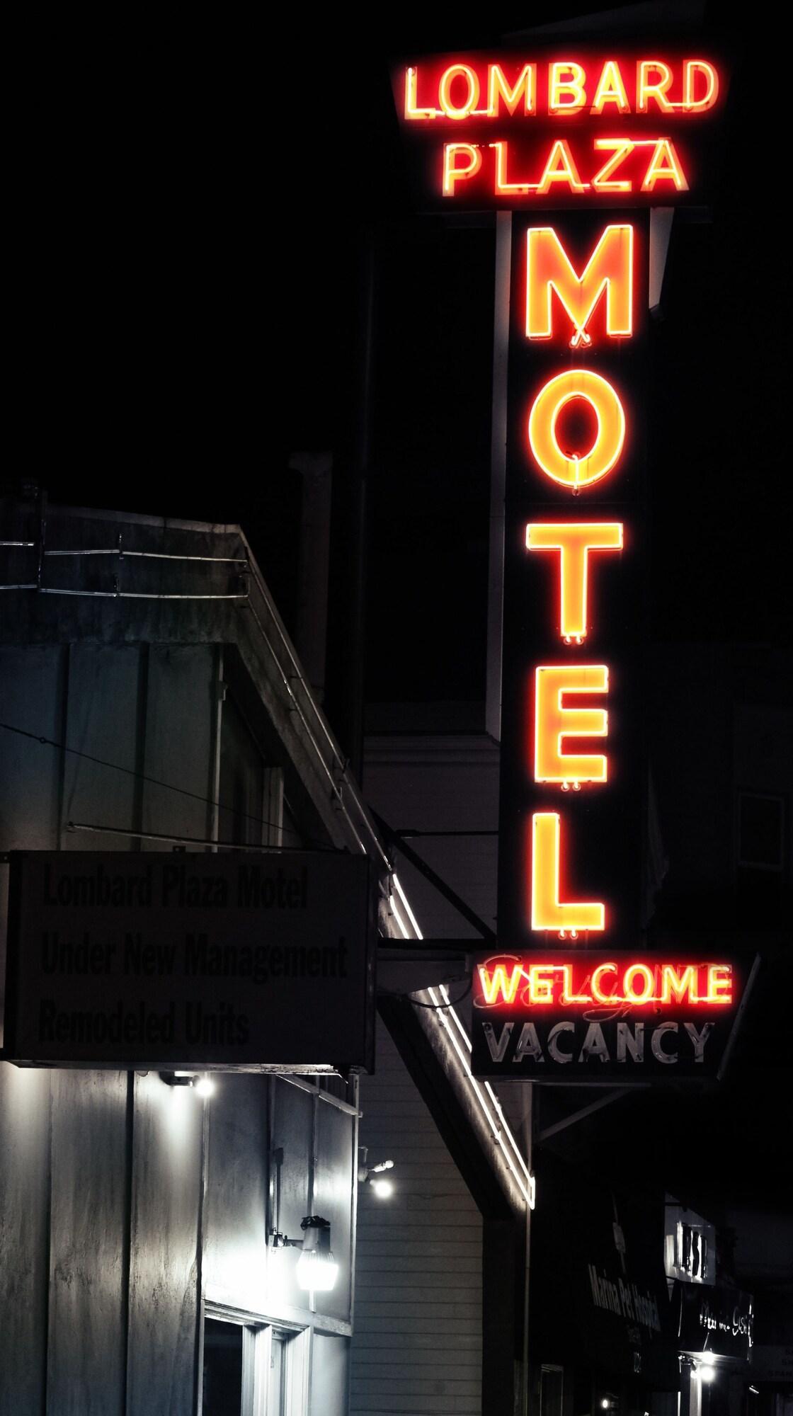 image-housing-carousel