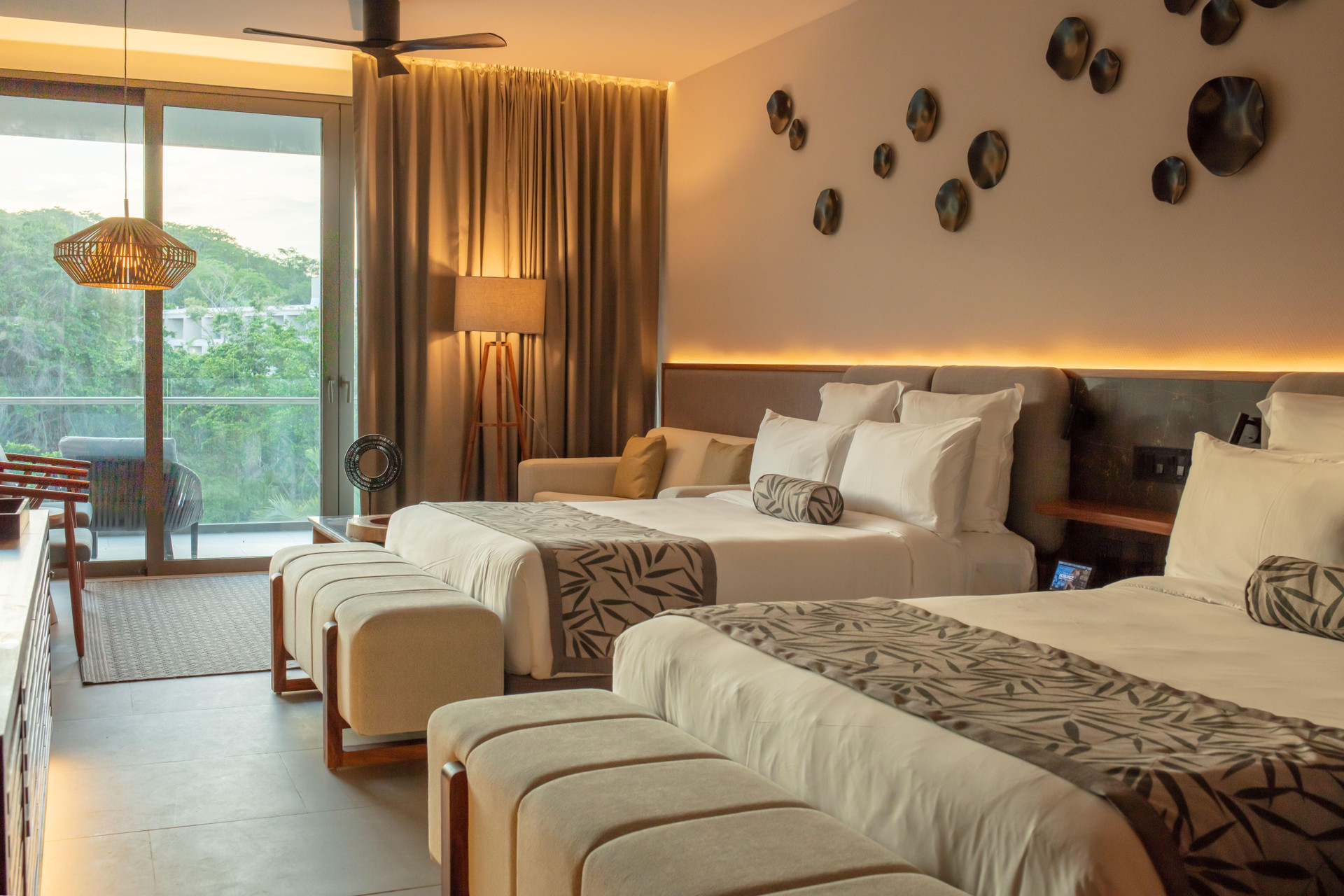 Suite Júnior con Vista al Jardín