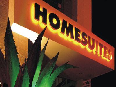 image-housing-carousel