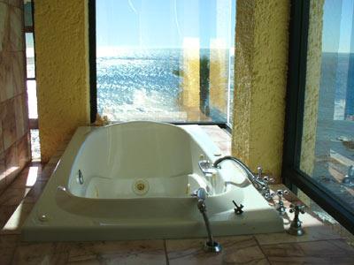 image-housing-carousel