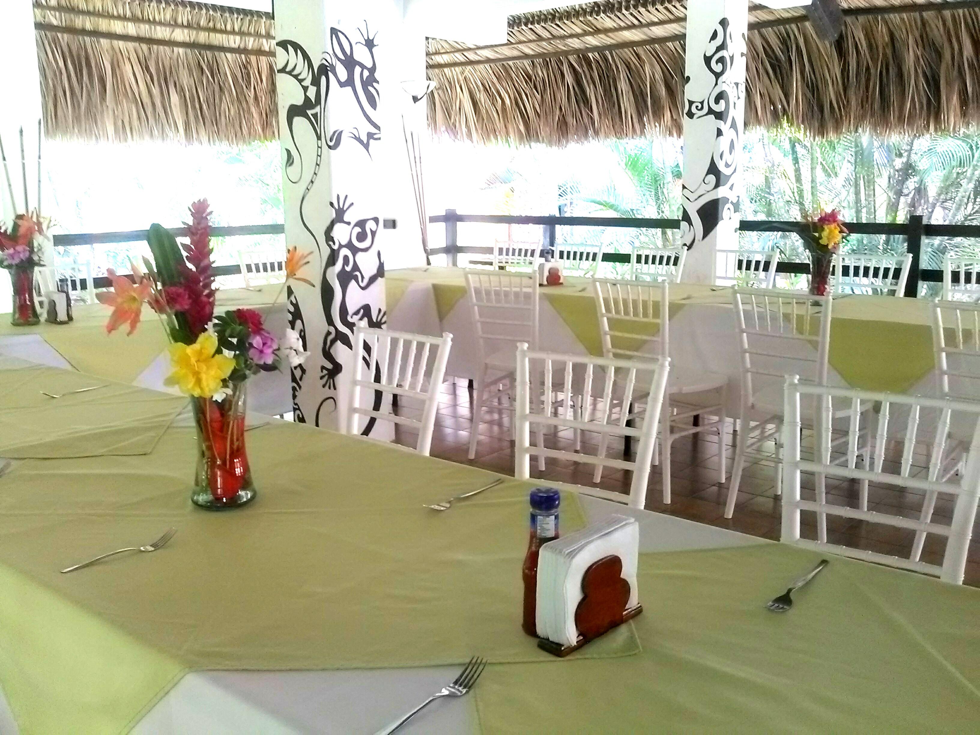 image-housing-carousel