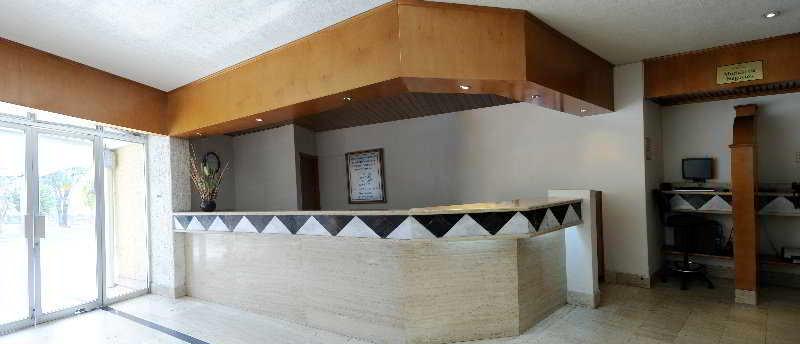 image-housing-carousel