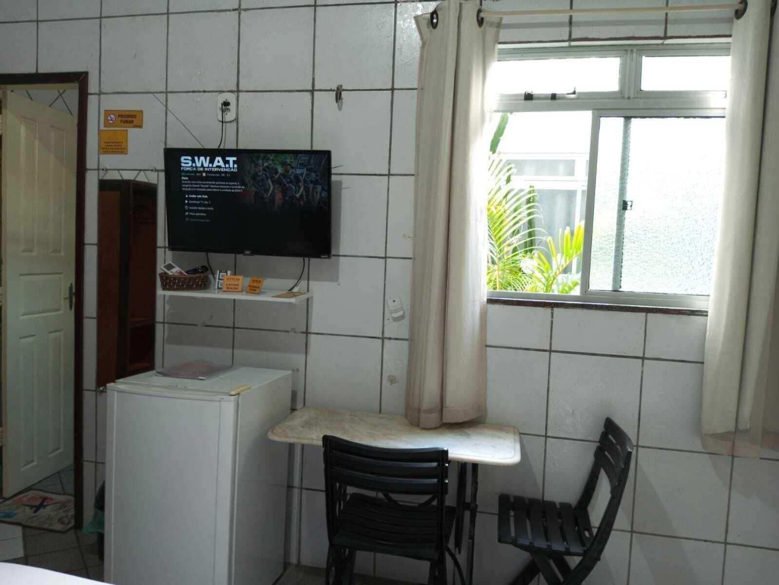 image-housing-carousel