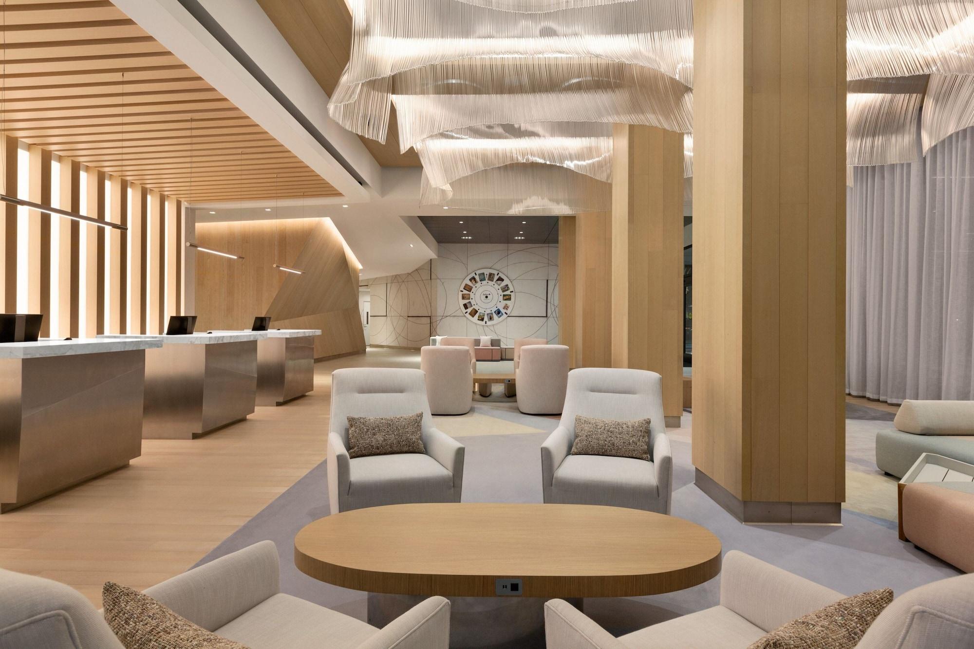 image-housing-carousel