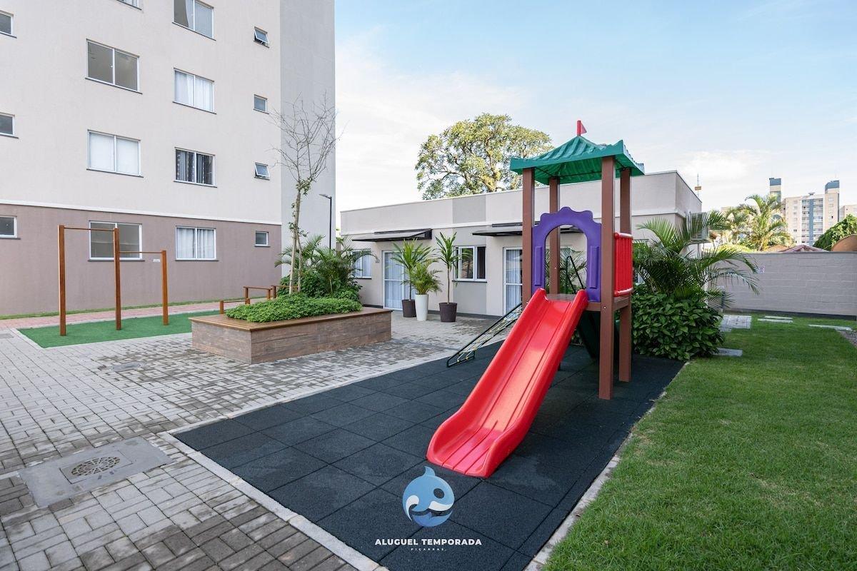 image-housing-carousel